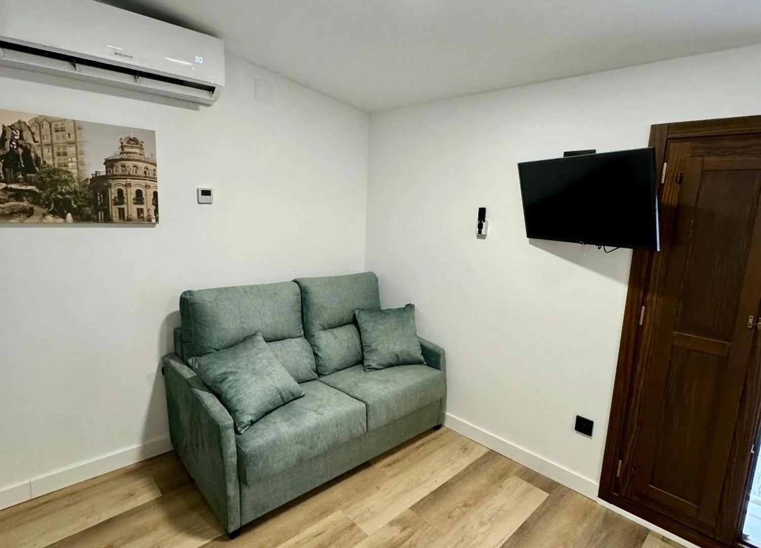 Solera Suites Jerez de la Frontera Apartment